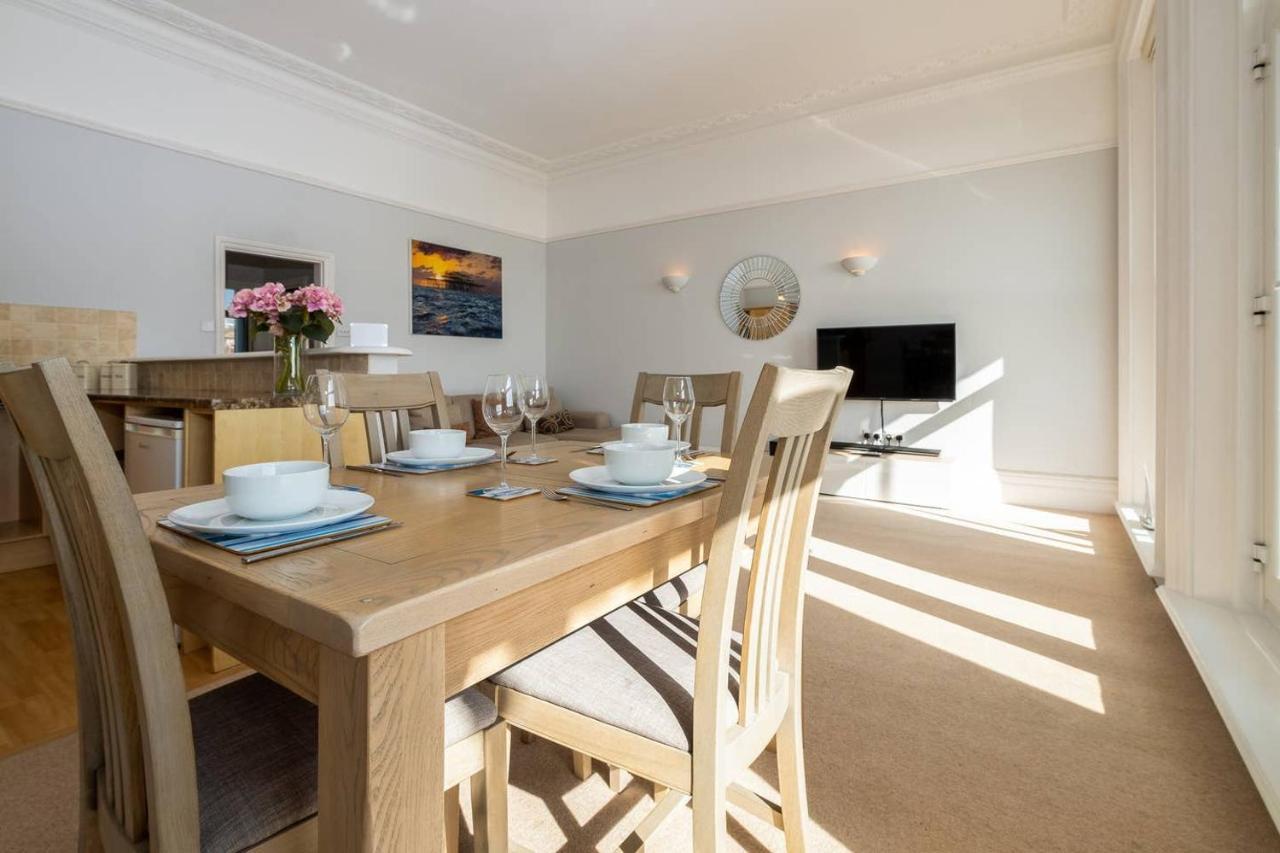 Spectacular Sea Views! Stylish Apt With Balcony Apartment Brighton Bagian luar foto