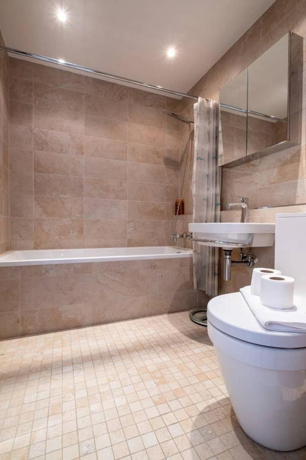 Spectacular Sea Views! Stylish Apt With Balcony Apartment Brighton Bagian luar foto